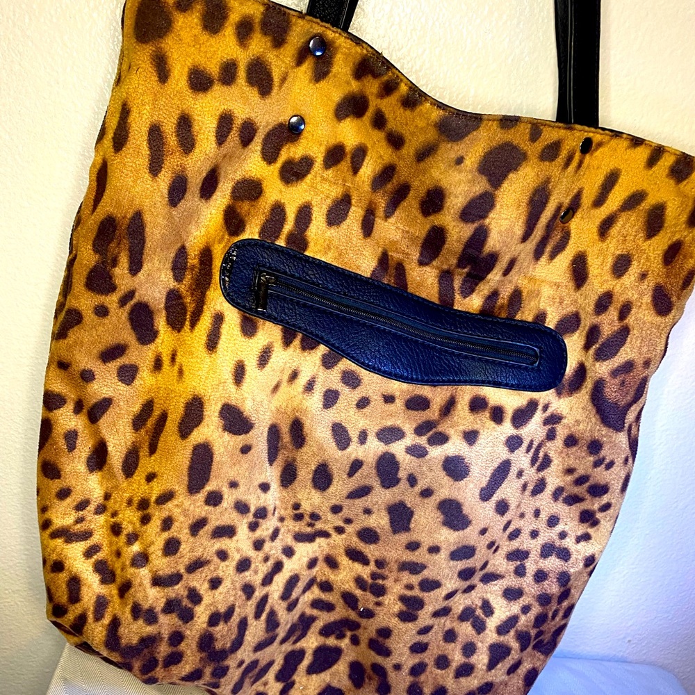 Leopard print Riversible Bag